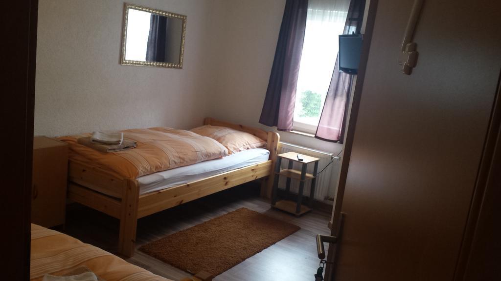 רוטווייל Gasthaus Roessle מראה חיצוני תמונה